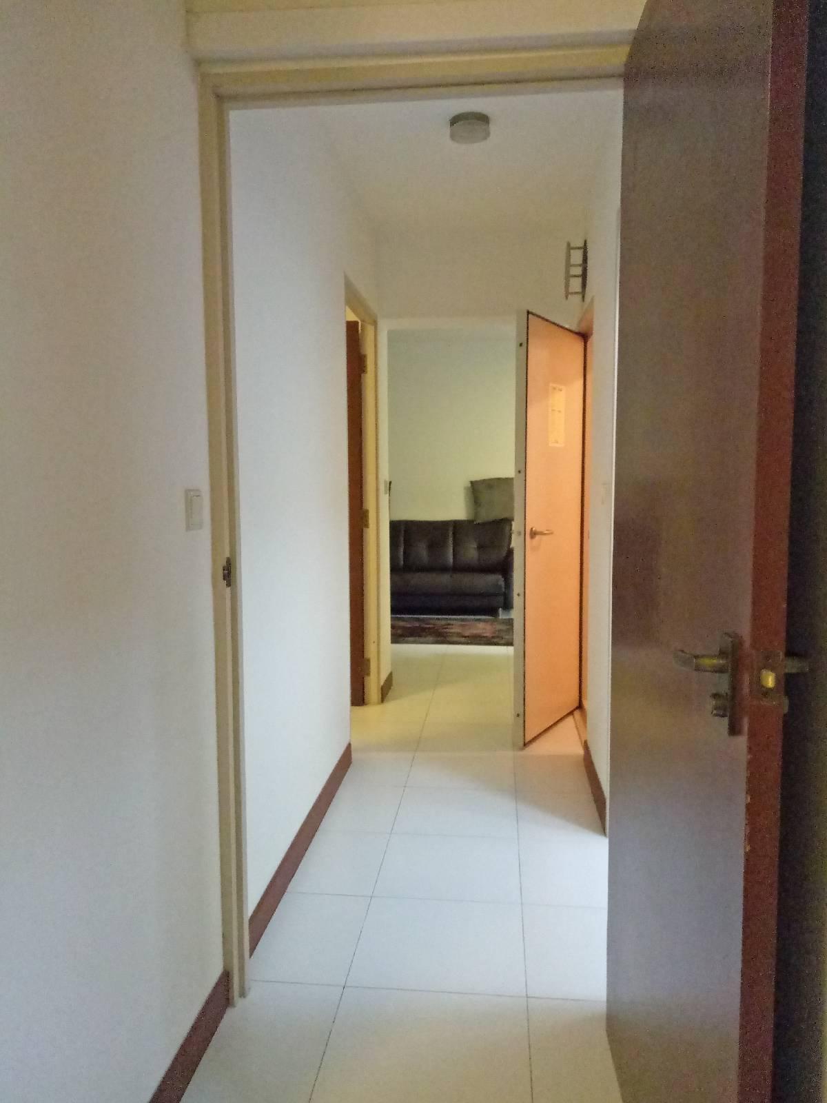 18A Holland Drive HDB Apartment For Rent, $3,750, 2 Bed 2 Bath 721 sqft $5.20 psf