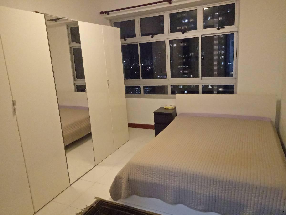 18A Holland Drive HDB Apartment For Rent, $3,750, 2 Bed 2 Bath 721 sqft $5.20 psf