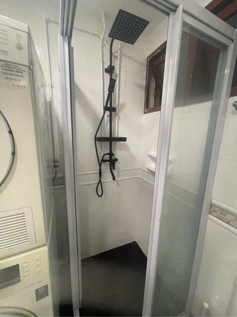 Kew Residencia Town House Room Rental, $1,986, 1 Bed 1 Bath 610 sqft $3.26 psf