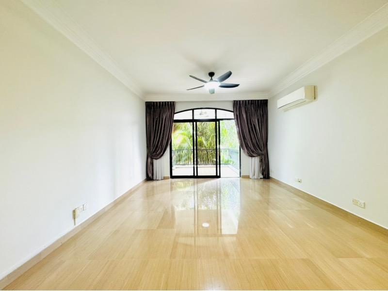 Prop-GPT: Condominium: D10  Tanglin Park