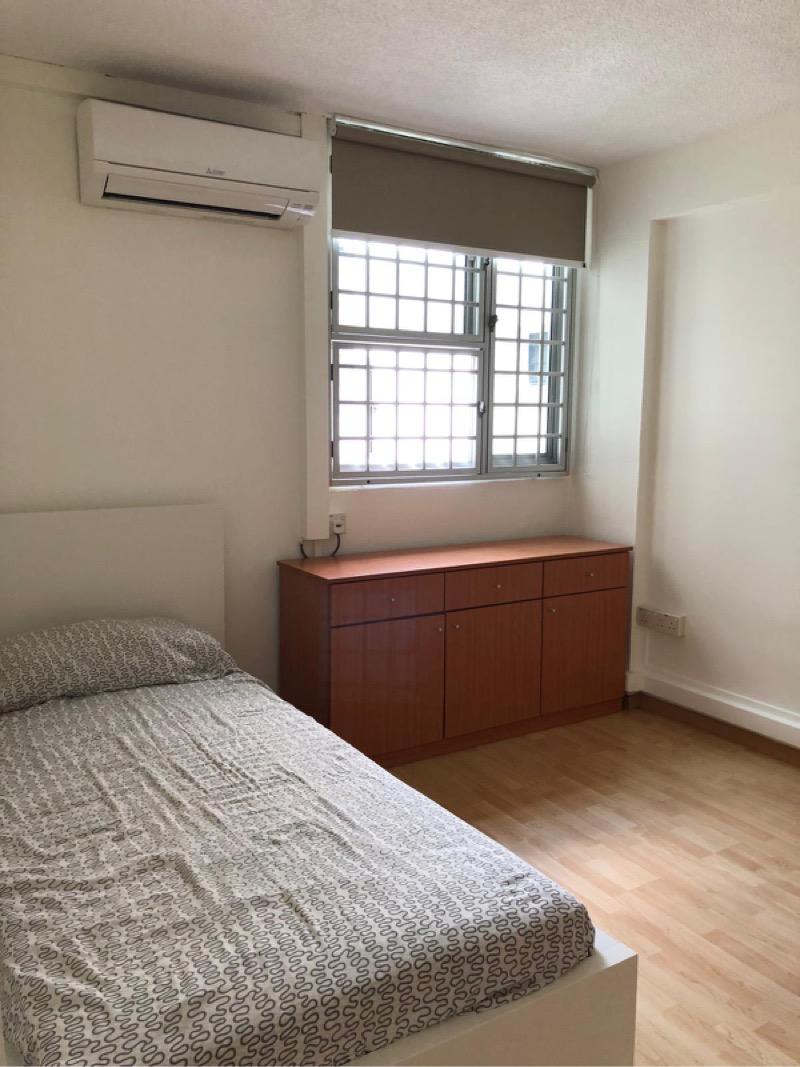 6 Ghim Moh Road HDB Apartment For Rent, $3,600, 2 Bed 2 Bath 645 sqft $5.58 psf