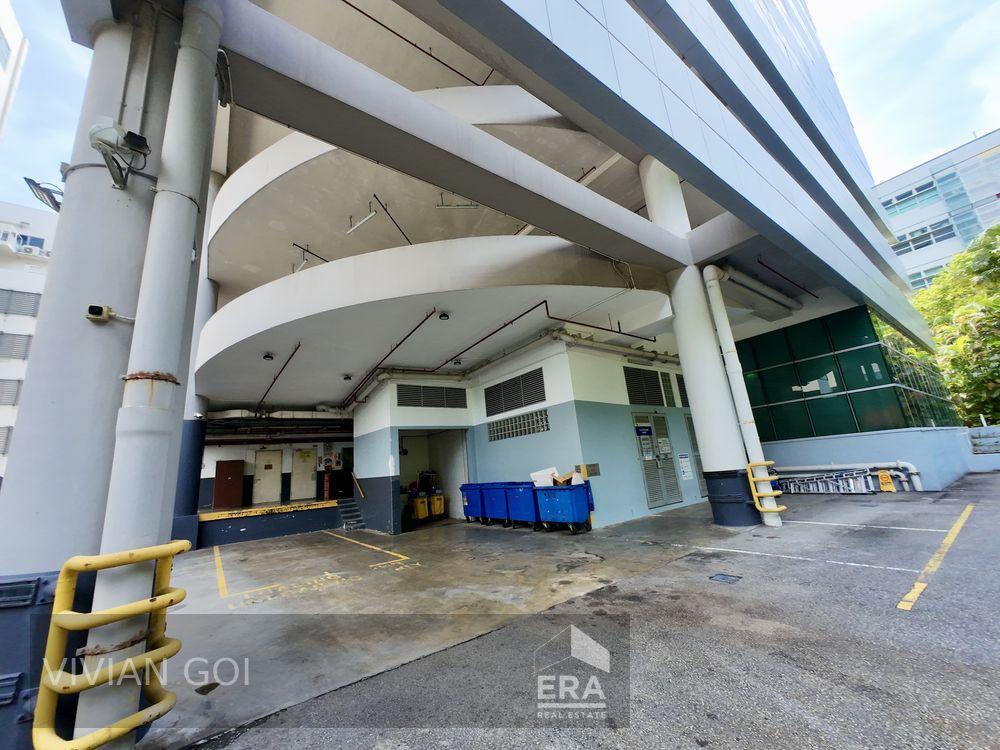 City-fringe Business Space With Corporate Appeal 1800sf Fitted