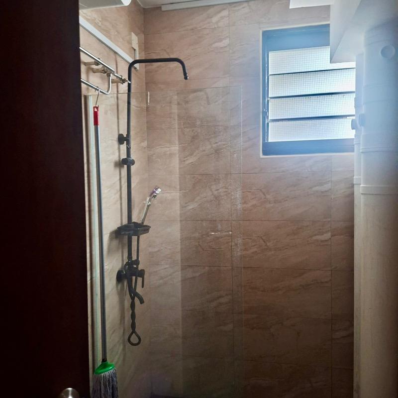 272C Jurong West Street 24 HDB Apartment Room Rental, $700, 1 Bed 1 Bath 107 sqft $6.54 psf