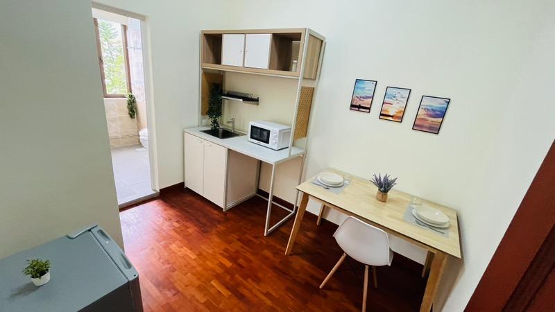 D'Manor Condominium Room Rental, $1,900, 1 Bed 1 Bath 400 sqft $4.75 psf