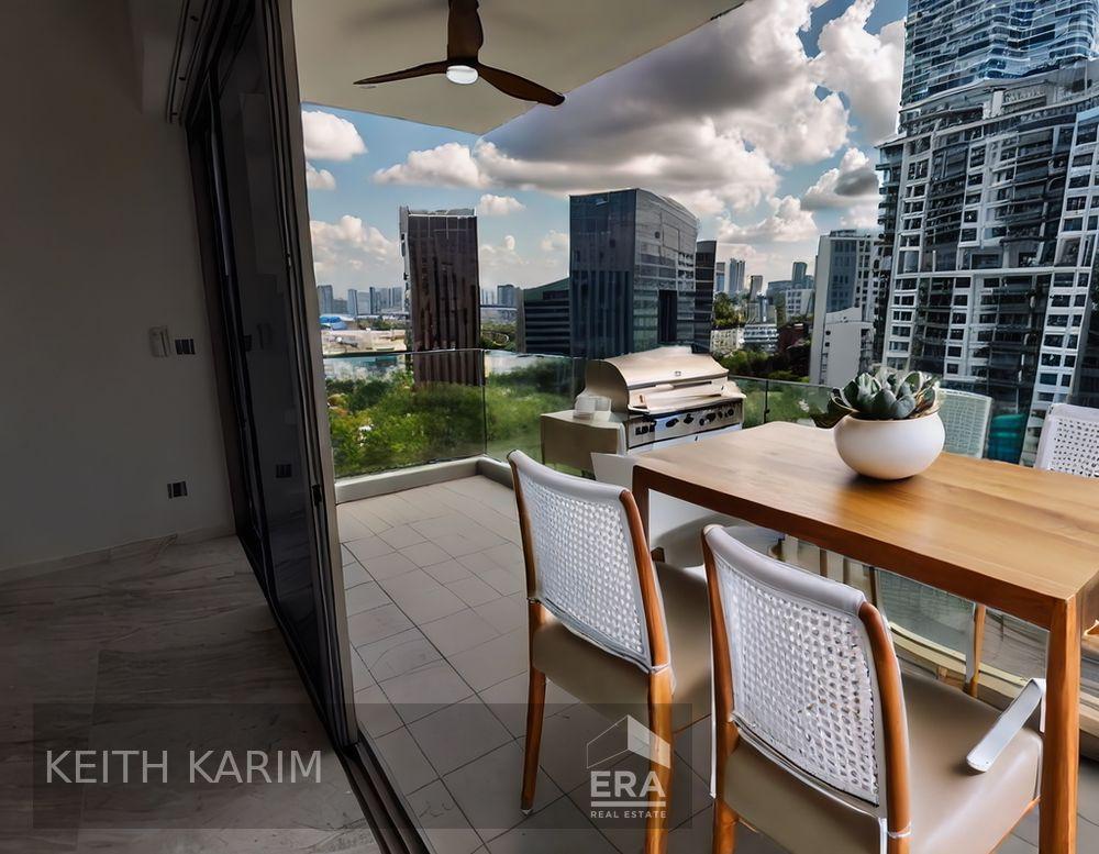 Spacious Layout With Private Lift Lobby Surrounded by Great Views
