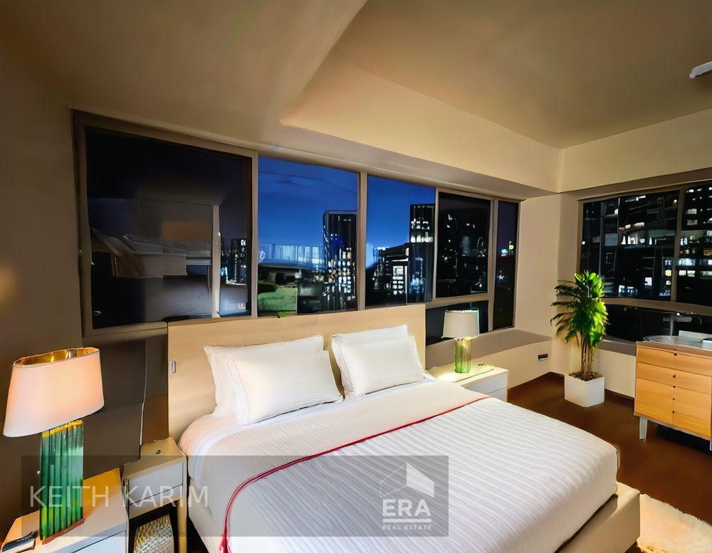 Spacious Layout With Private Lift Lobby Surrounded by Great Views