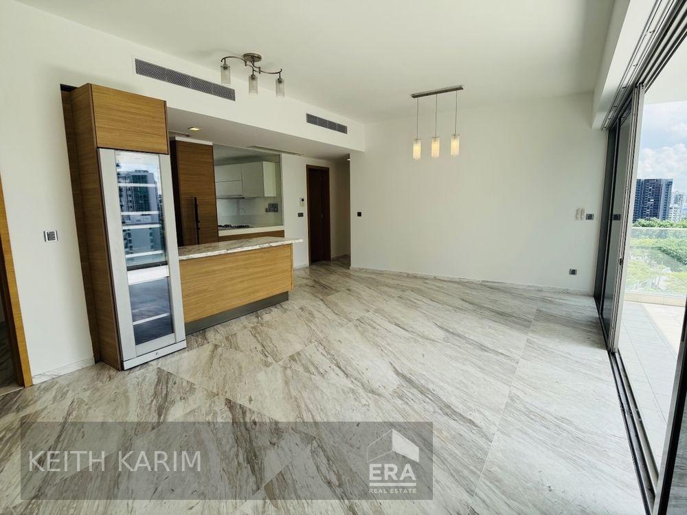 Spacious Layout With Private Lift Lobby Surrounded by Great Views