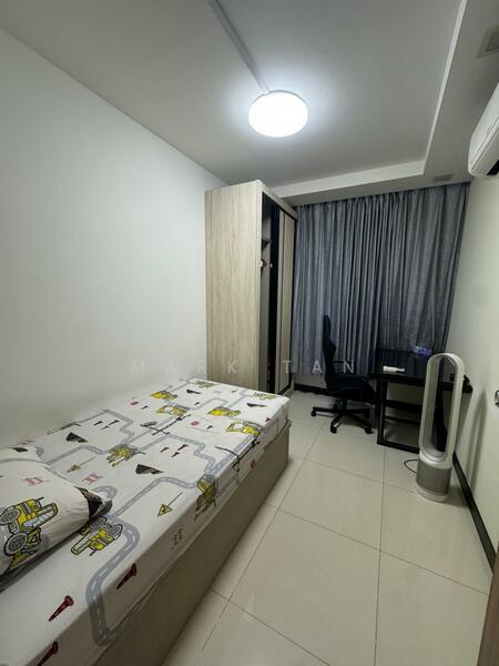 Prop-GPT: HDB Flat: D23 Dairy Farm 442D Fajar Road