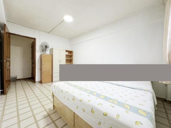 607 Golden Cassia HDB Apartment Room Rental, $850, 1 Bed 1 Bath 150 sqft $5.67 psf