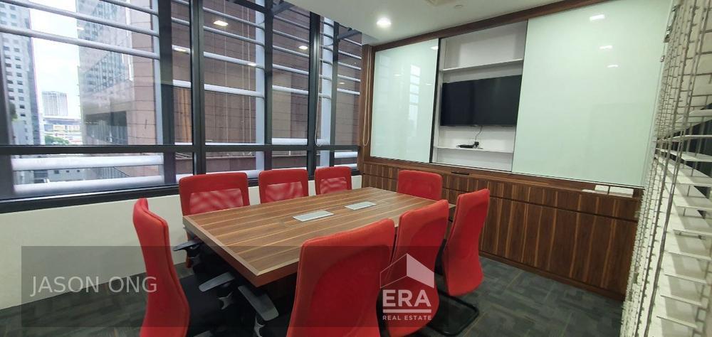 Fully Furnished Corner Unit for Immediate Occupancy