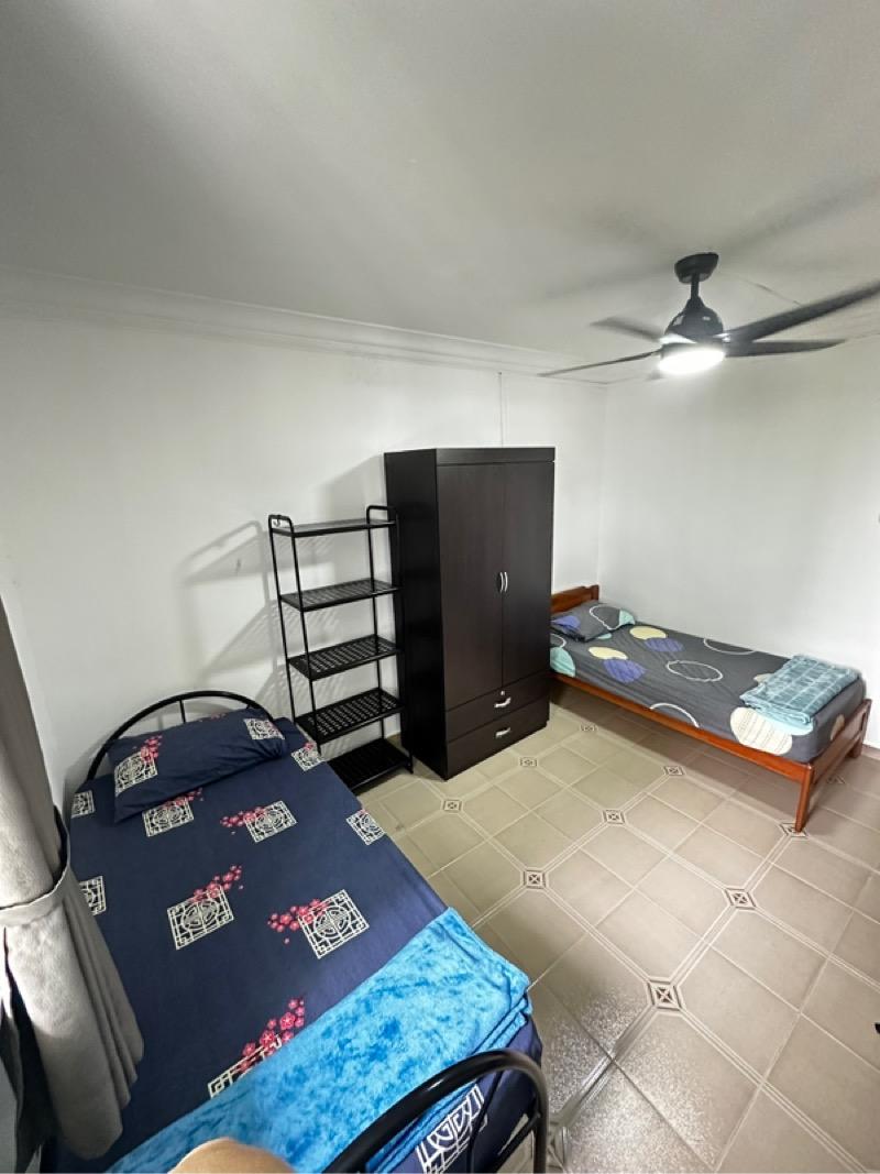 252 Yishun Ring Road HDB Apartment Room Rental, $800, 1 Bed 2 Bath 957 sqft $0.84 psf