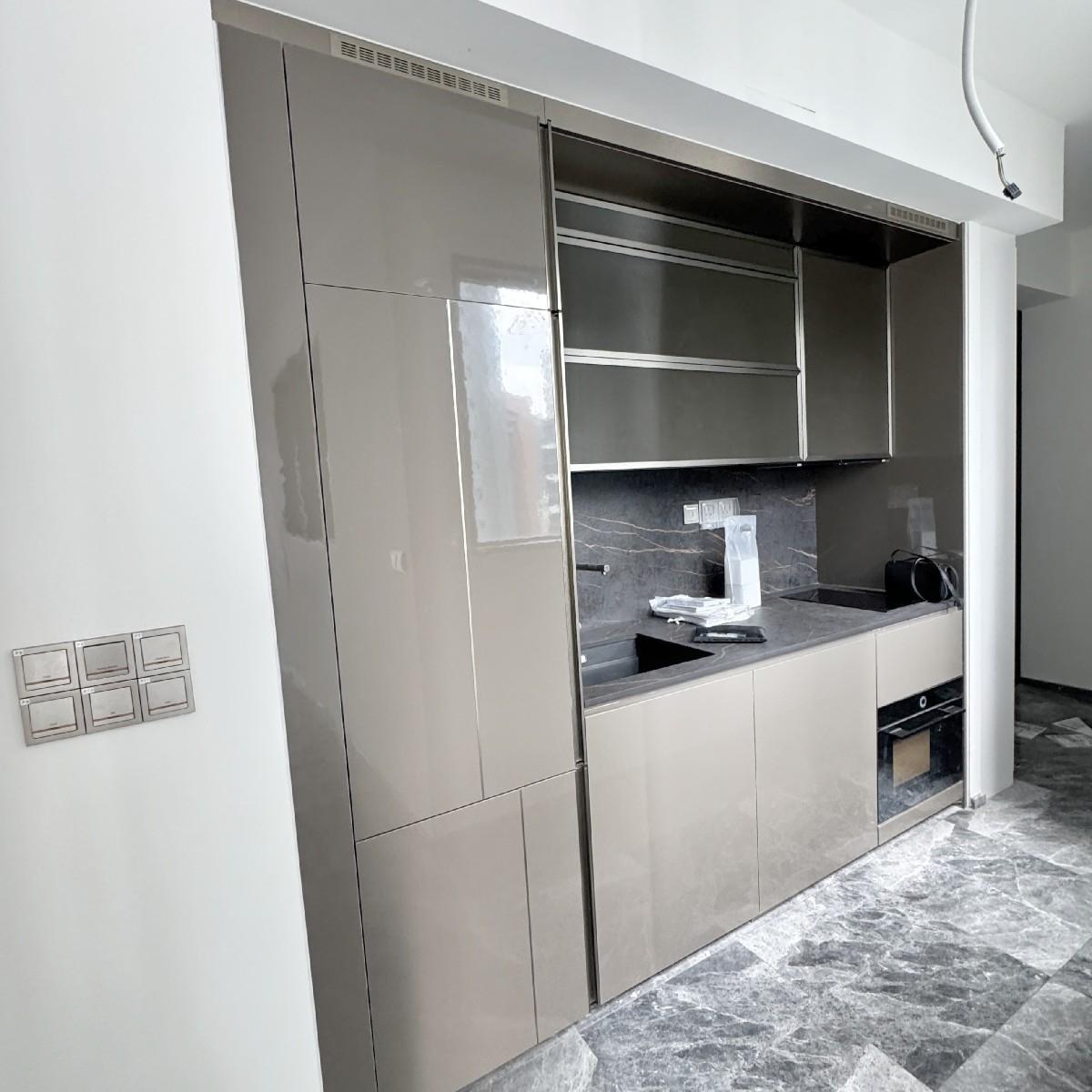 One Bernam Condominium For Rent, $6,000, 2 Bed 2 Bath 872 sqft $6.88 psf