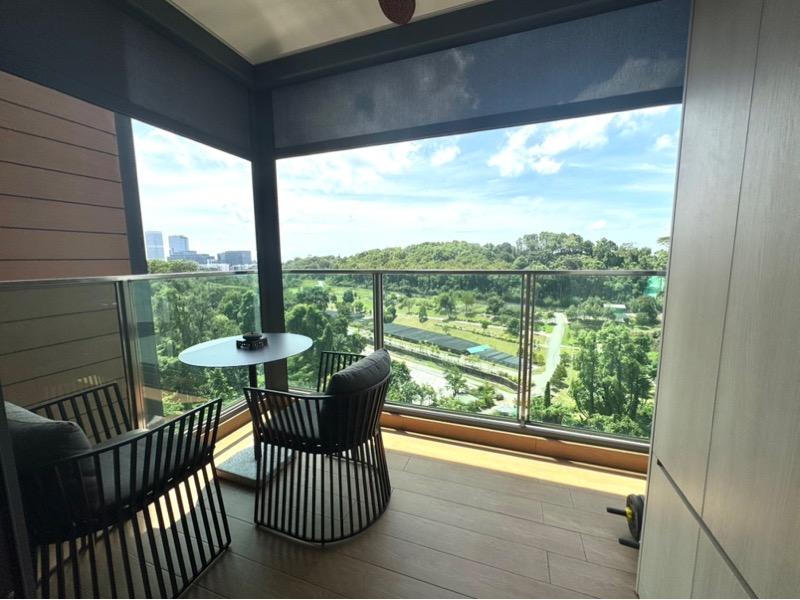 Normanton Park Condominium For Rent, $4,500, 2 Bed 1 Bath 667 sqft $6.75 psf