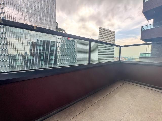 Midtown Modern Condominium For Rent, $5,700, 2 Bed 1 Bath 635 sqft $8.98 psf