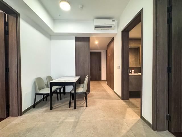 Midtown Modern Condominium For Rent, $5,700, 2 Bed 1 Bath 635 sqft $8.98 psf