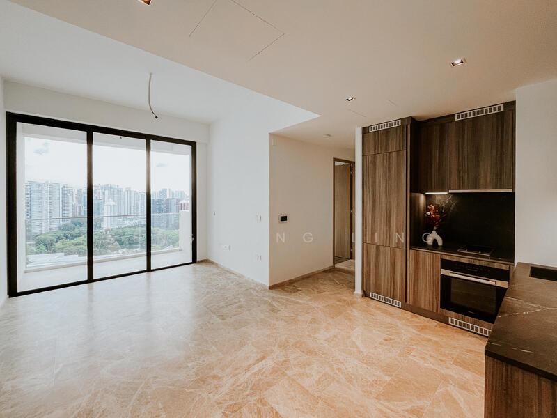 Prop-GPT: Condominium: D09 Cairnhill Klimt Cairnhill