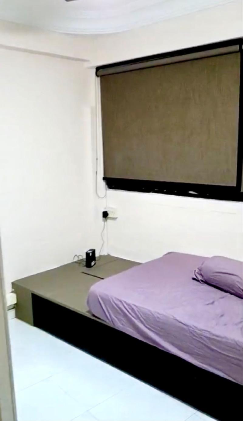 168A Queensway HDB Apartment For Rent, $3,700, 3 Bed 1 Bath 904 sqft $4.09 psf