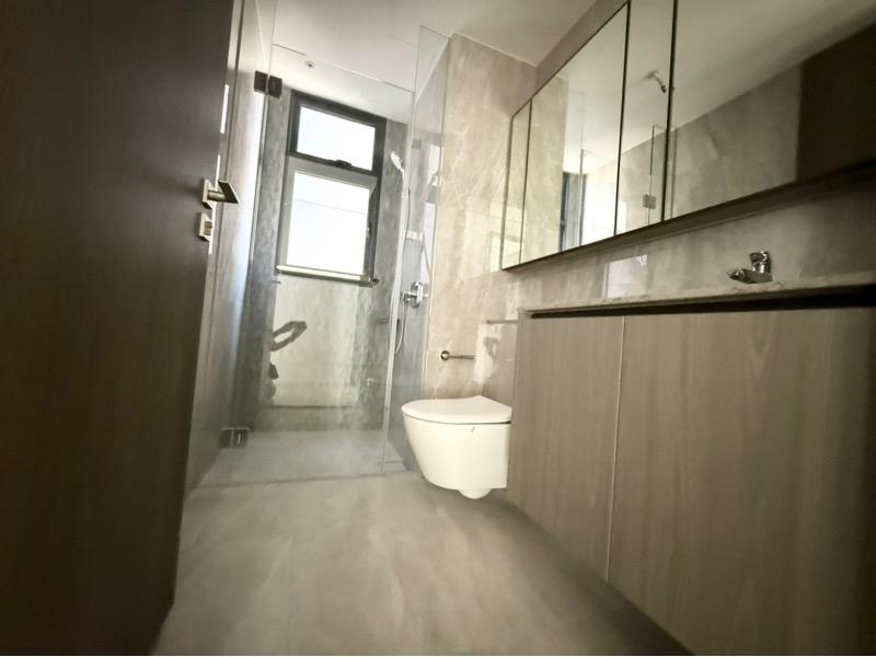 Piccadilly Grand Condominium For Rent, $5,500, 2 Bed 2 Bath 678 sqft $8.11 psf