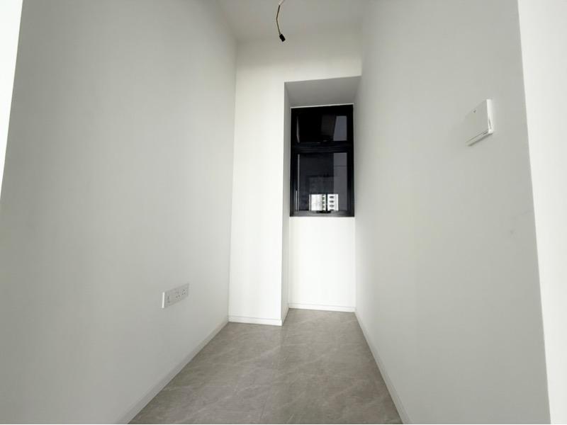 Piccadilly Grand Condominium For Rent, $5,500, 2 Bed 2 Bath 678 sqft $8.11 psf