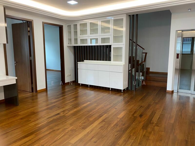 recreation lane, near Serangoon MRT, newly renovated