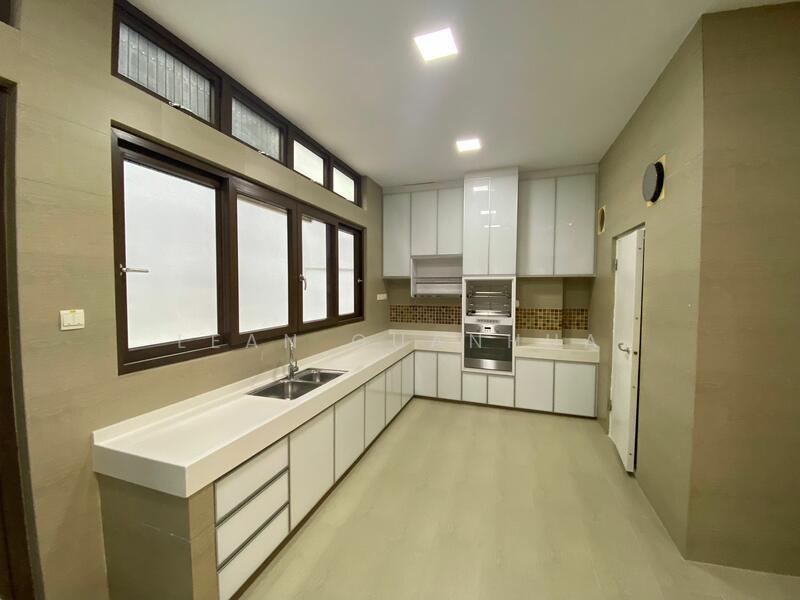 recreation lane, near Serangoon MRT, newly renovated