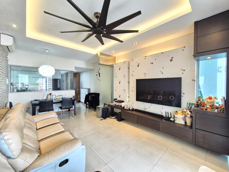 Prop-GPT: Condominium: D03 Tiong Bahru Twin Regency