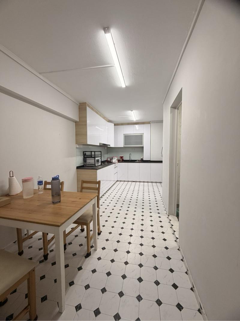 404 Fajar Road HDB Apartment For Rent, $3,100, 2 Bed 2 Bath 1,108 sqft $2.80 psf