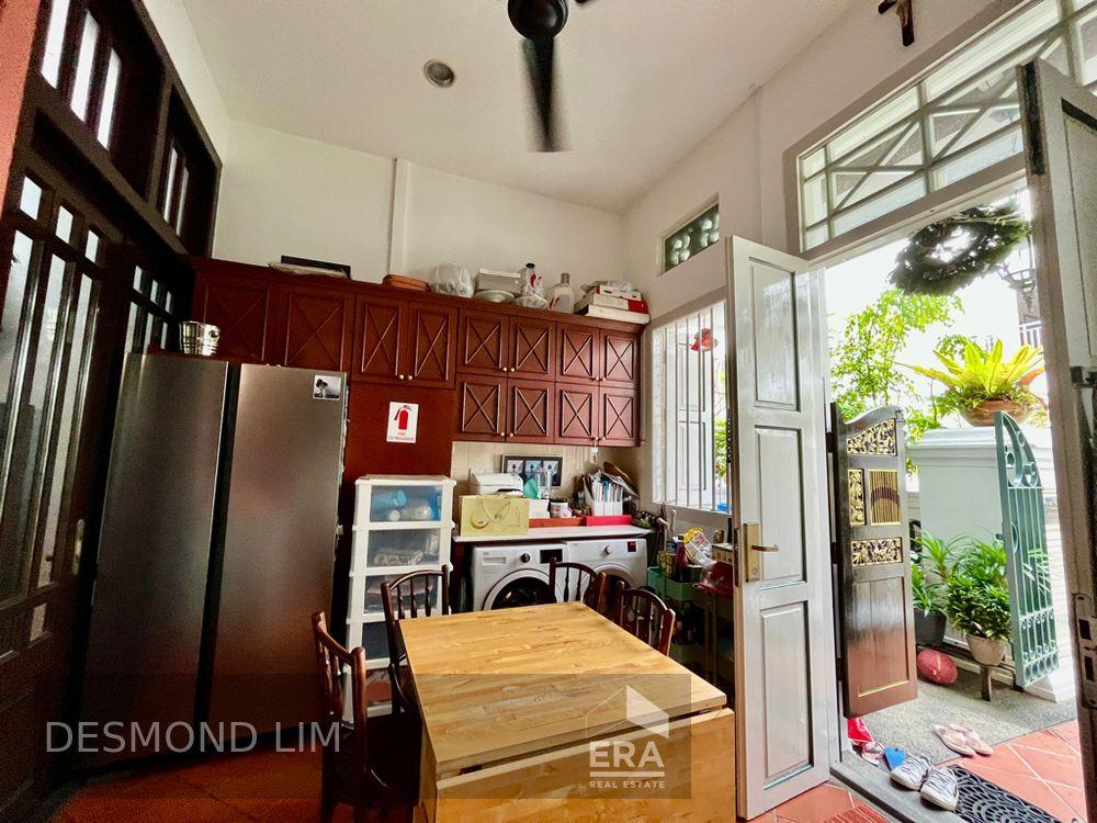 Lotus at Joo Chiat Conservation Shophouse 3 Bedroom Plus 1 for Rent