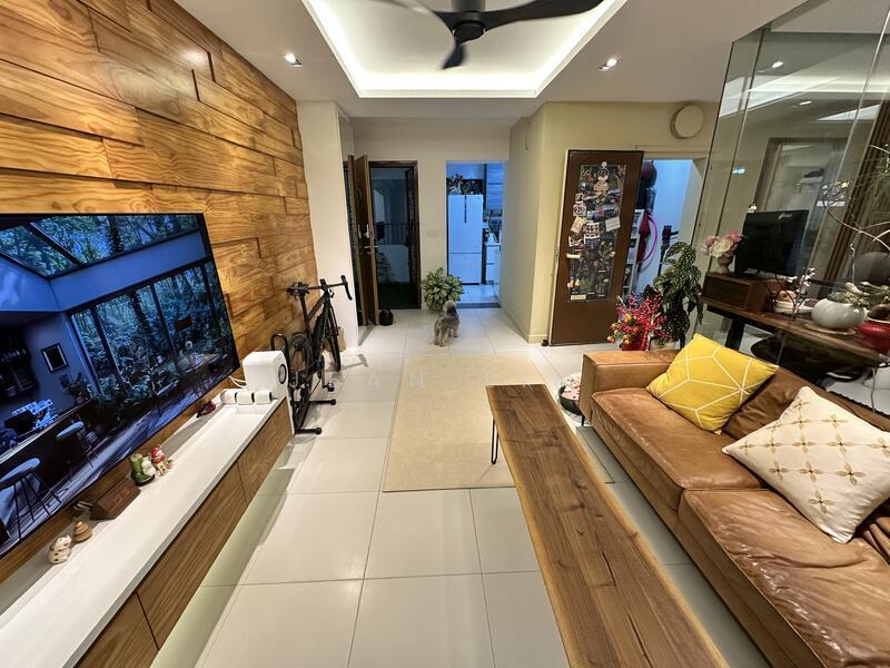 87 Dawson Road: D03  HDB Flat | Prop-GPT the AI-Powered Property Guru