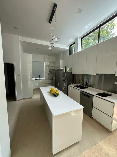 Warm & Welcoming Balinese Style Bungalow