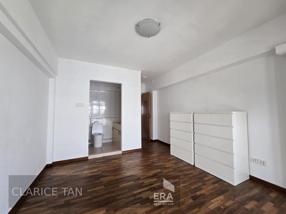 Cosy Zen Style Flat for Rent.