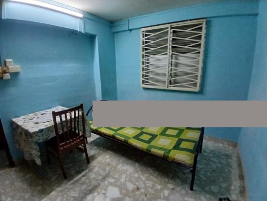 Prop-GPT: HDB Apartment: D12 Whampoa 30 Bendemeer Road