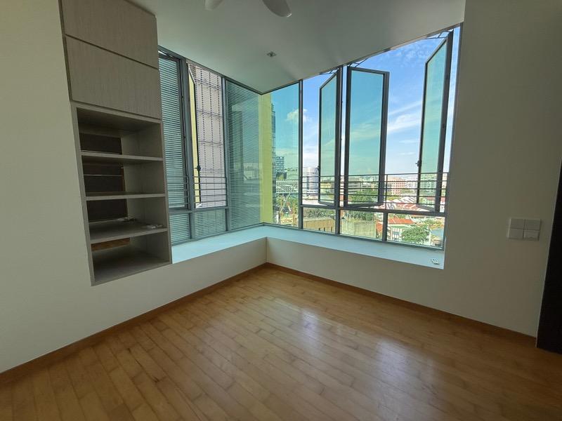 One Devonshire Condominium For Rent, $8,880, 3 Bed 3 Bath 1,270 sqft $6.99 psf