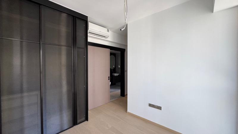 One Bernam Condominium For Rent, $5,500, 2 Bed 1 Bath 732 sqft $7.51 psf