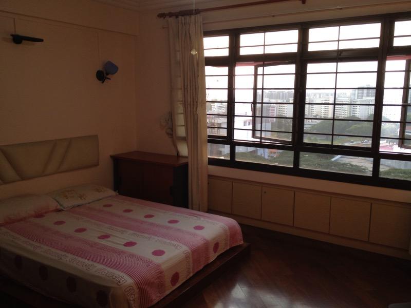 458 Clementi Avenue 3 HDB Apartment For Rent, $5,500, 3 Bed 2 Bath 1,184 sqft $4.65 psf