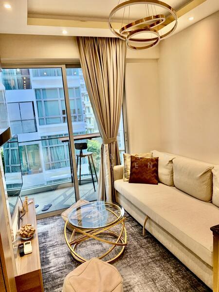 Prop-GPT: Condominium: D10  Loft @ Nathan