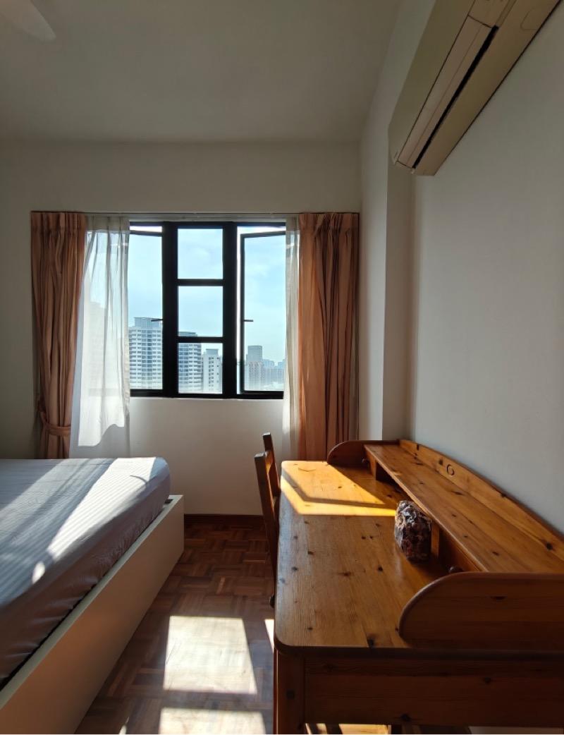 Central Green Condominium Room Rental, $1,749, 1 Bed 1 Bath 180 sqft $9.72 psf