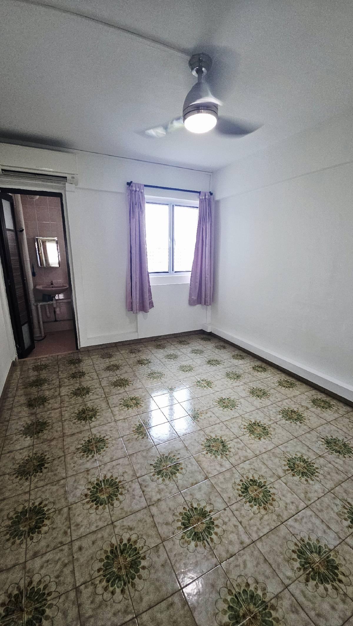 532 Bedok North Street 3 HDB Apartment Room Rental, $1,500, 1 Bed 1 Bath 129 sqft $11.63 psf