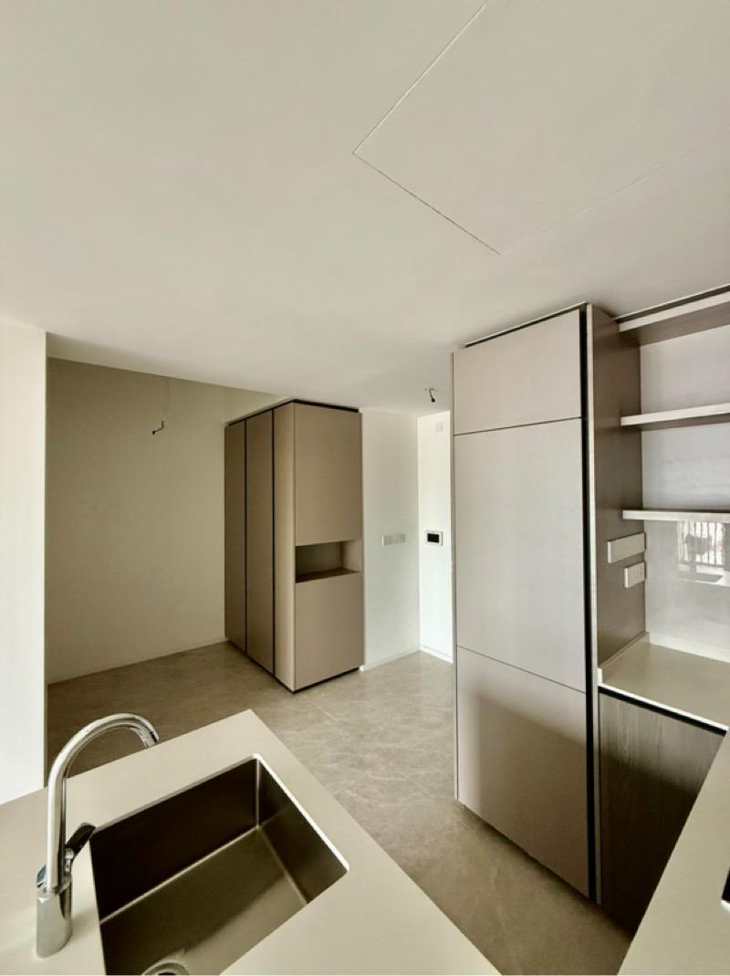 Piccadilly Grand Condominium For Rent, $5,500, 2 Bed 2 Bath 710 sqft $7.75 psf