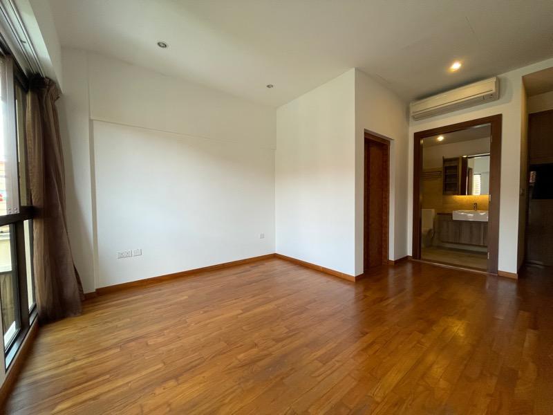 Eleven @ Holland Cluster House For Rent, $9,888, 5 Bed 5 Bath 3,735 sqft $2.65 psf