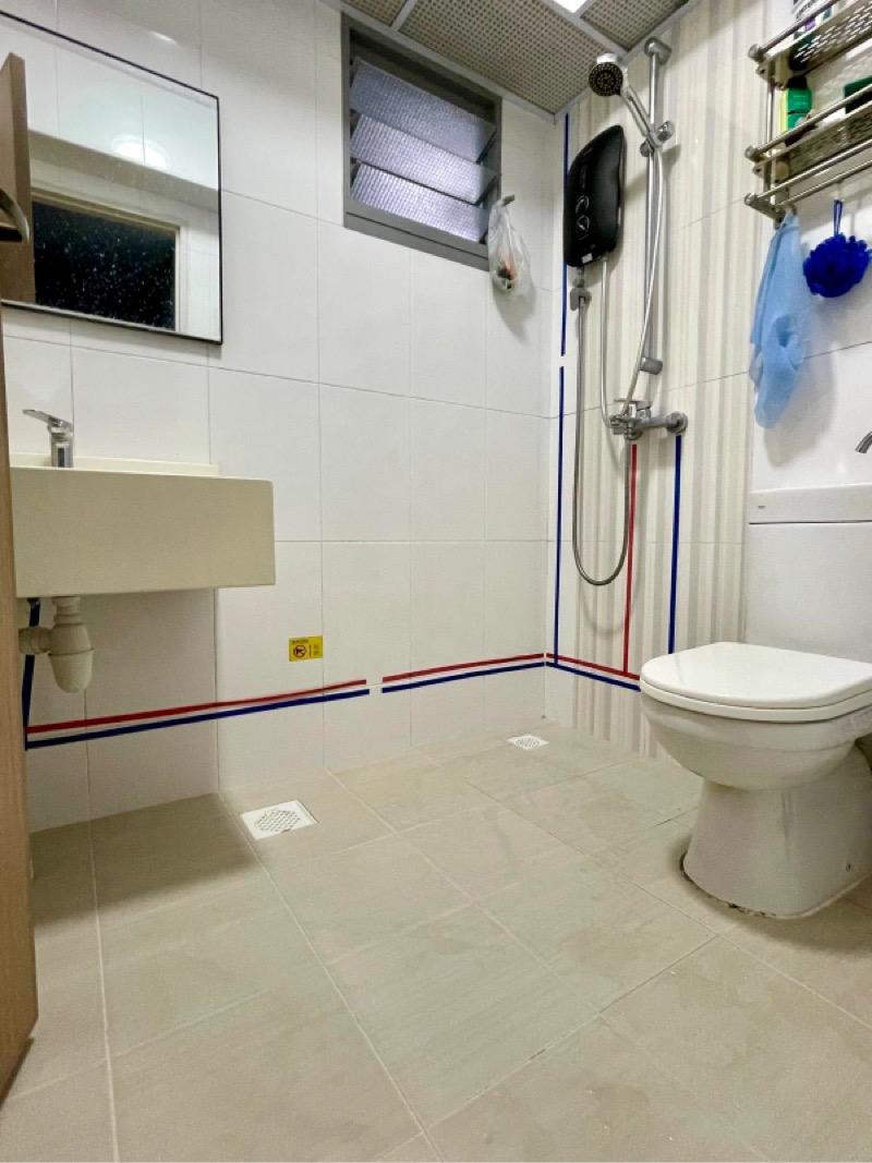 32 Margaret Drive HDB Apartment For Rent, $3,390, 2 Bed 2 Bath 667 sqft $5.08 psf