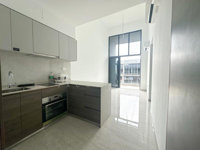 Prop-GPT: Condominium: D19  The Florence Residences