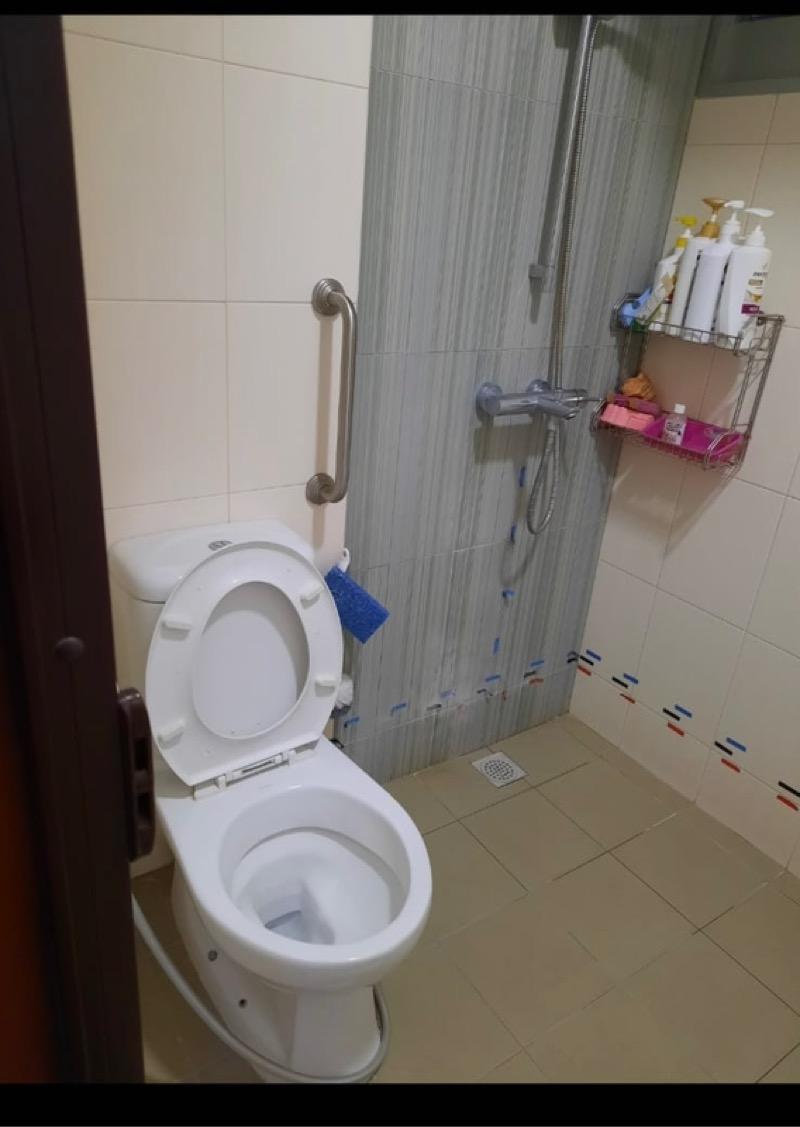 57 Teban Gardens Road HDB Apartment Room Rental, $850, 1 Bed 129 sqft $6.59 psf