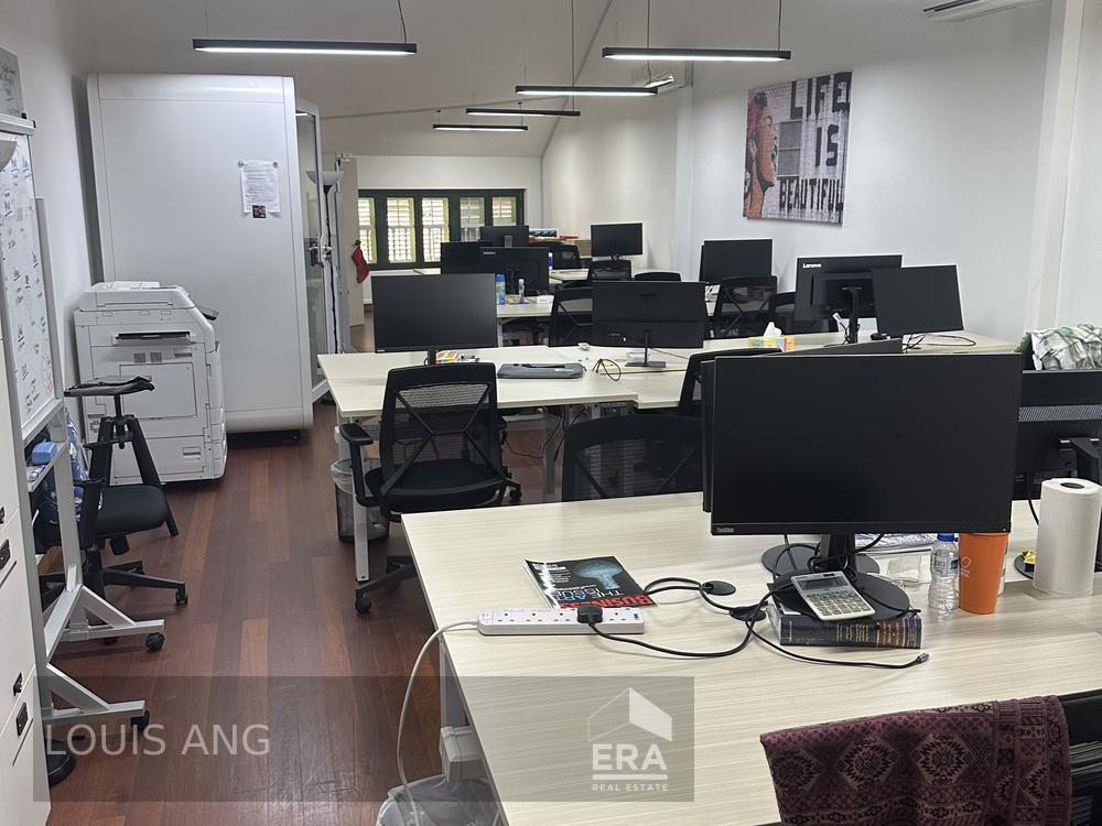 High Ceiling,suits Yoga, Pilates,renovated One Year Ago,maxwell Mrt. Retail | D02  | Prop-GPT the AI-Powered Property Guru