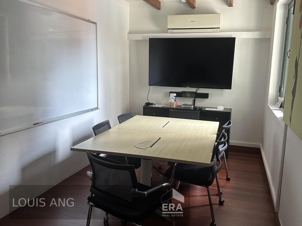 High Ceiling,suits Yoga, Pilates,renovated One Year Ago,maxwell Mrt.