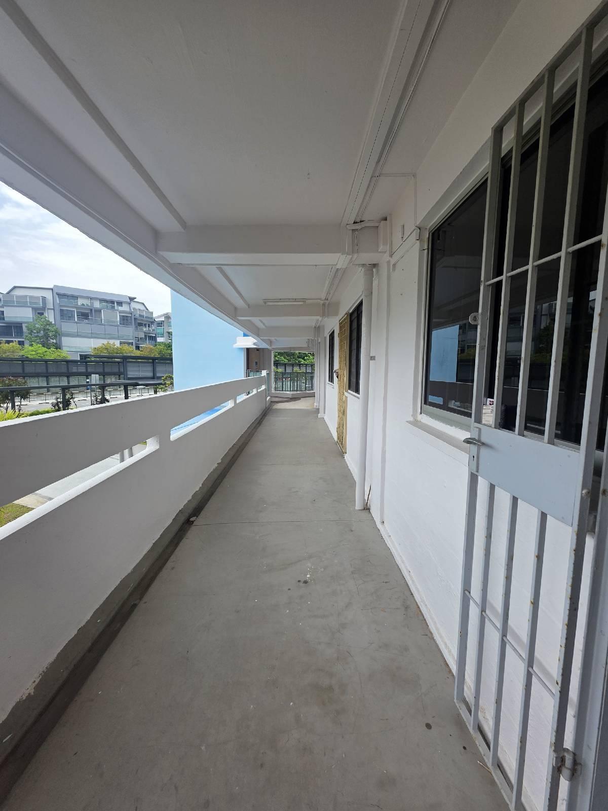 57 Marine Terrace HDB Apartment For Rent, $2,888, 3 Bed 2 Bath 700 sqft $4.13 psf