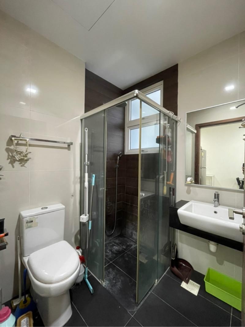 Parc Imperial Condominium For Rent, $3,4001 Bath 398 sqft $8.54 psf