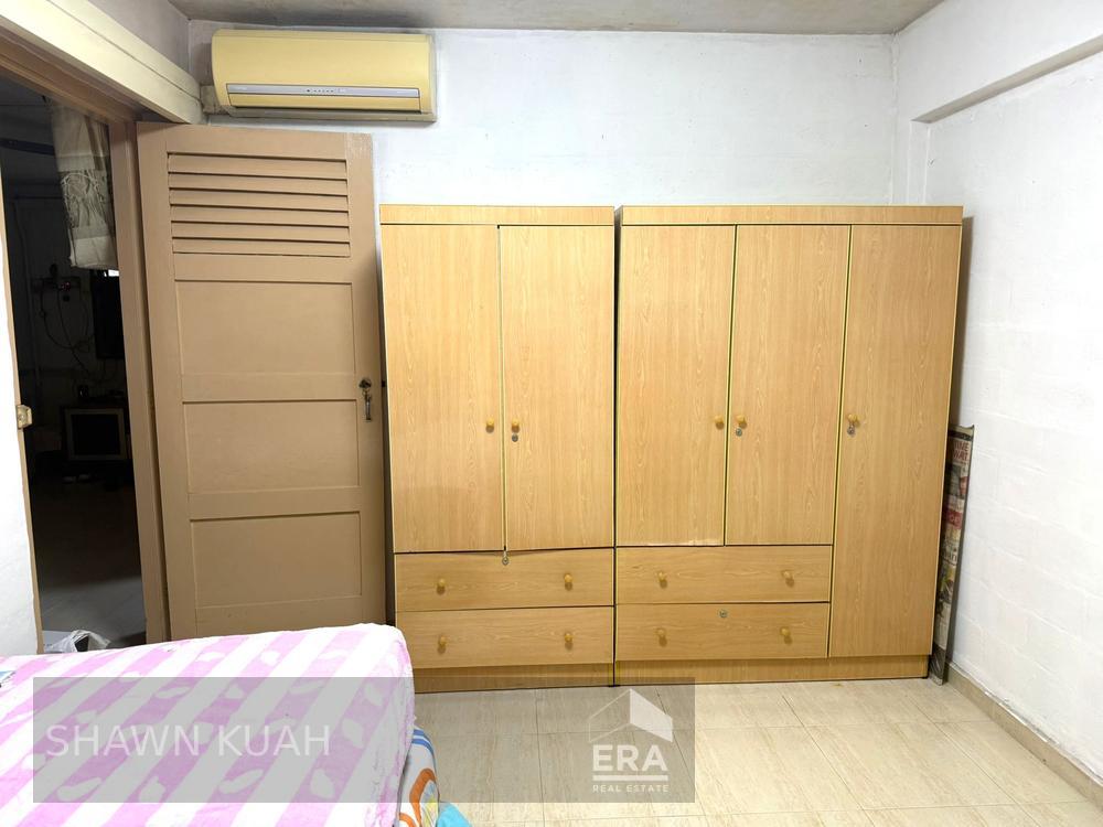 Fully Furnished. Ready to Move In. Mins Walk to Queenstown Mrt