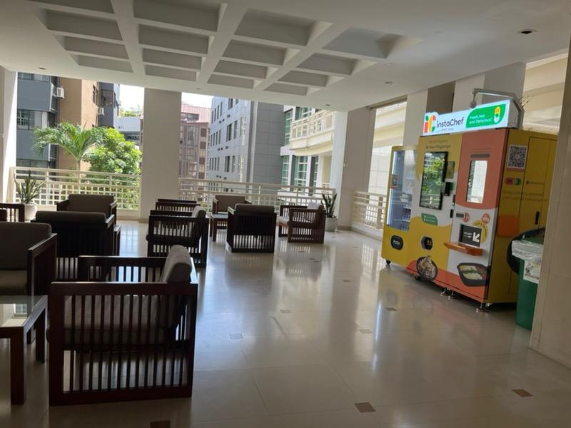 The Bayron Condominium For Rent, $9,000, 3 Bed 3 Bath 1,615 sqft $5.57 psf