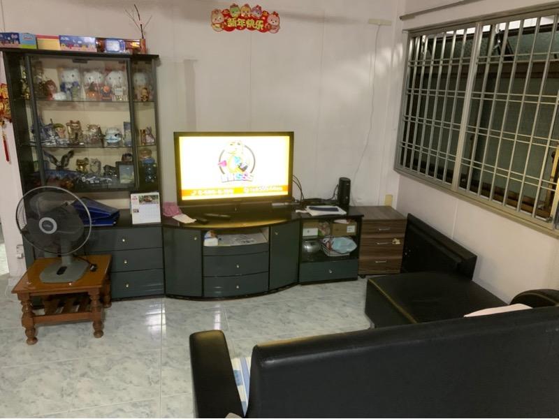 370 Tampines Street 34 HDB Apartment Room Rental, $700, 1 Bed 1 Bath 129 sqft $5.43 psf